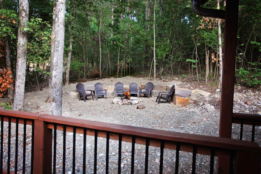 Rustic Retreat | Outdoor Fire Pit