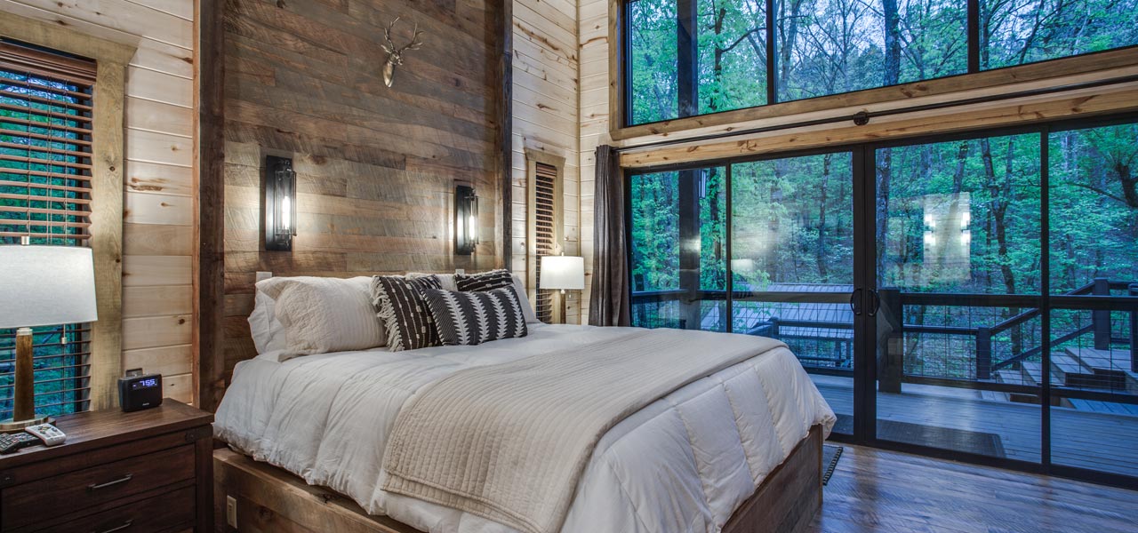 Rustic Hollow Cabin | King Bedroom Master Suite #2