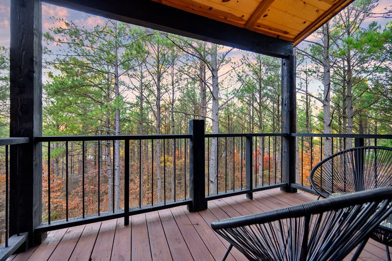 Rustic Treehouse Cabin | Private Balconies