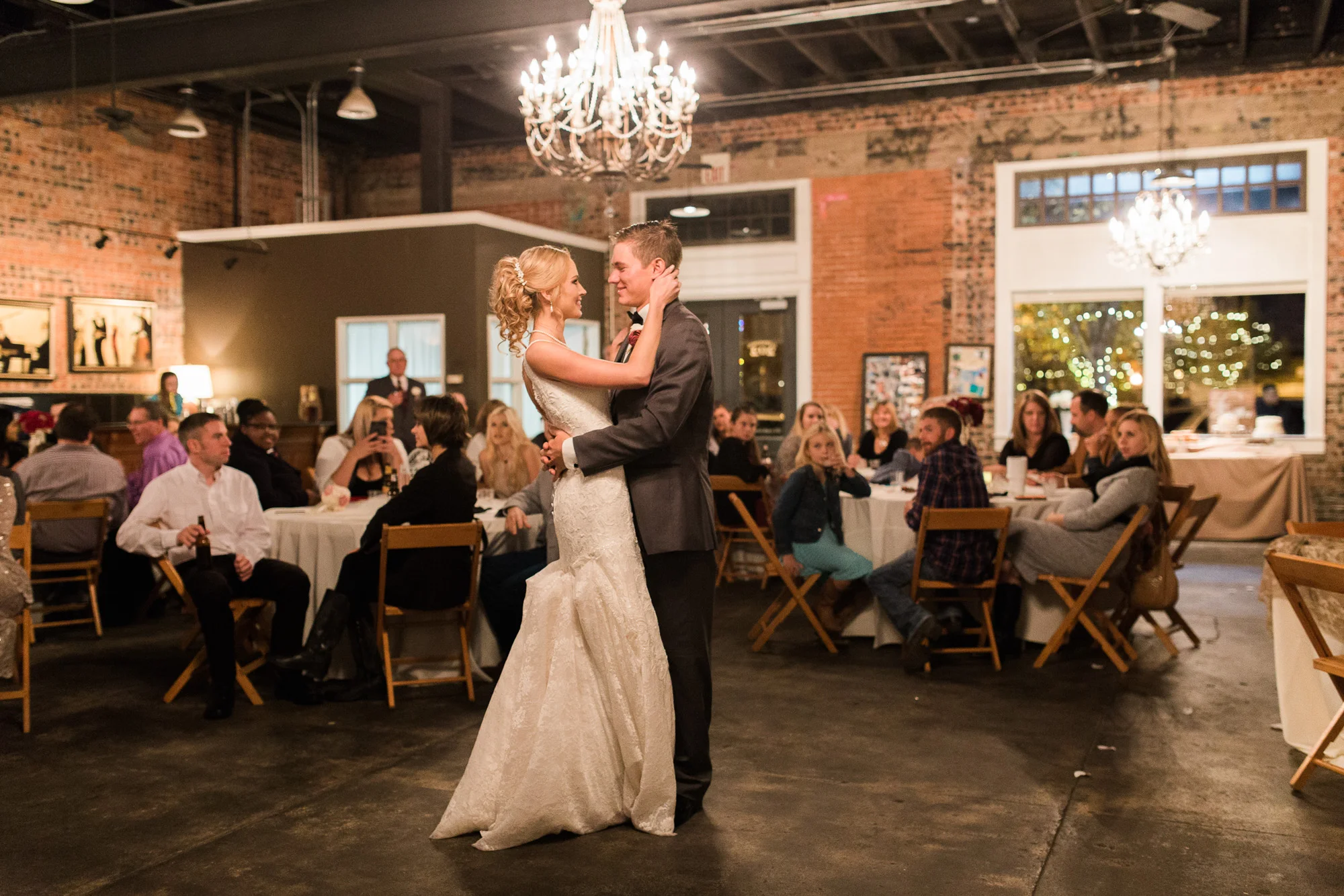 96967-downtown-bryan-weddingdowntown-bryan-wedding.jpg