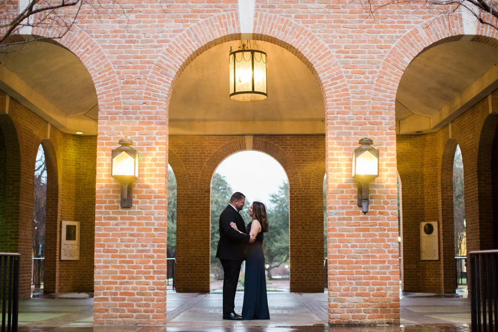c4570-waco_engagement_session-20.jpg