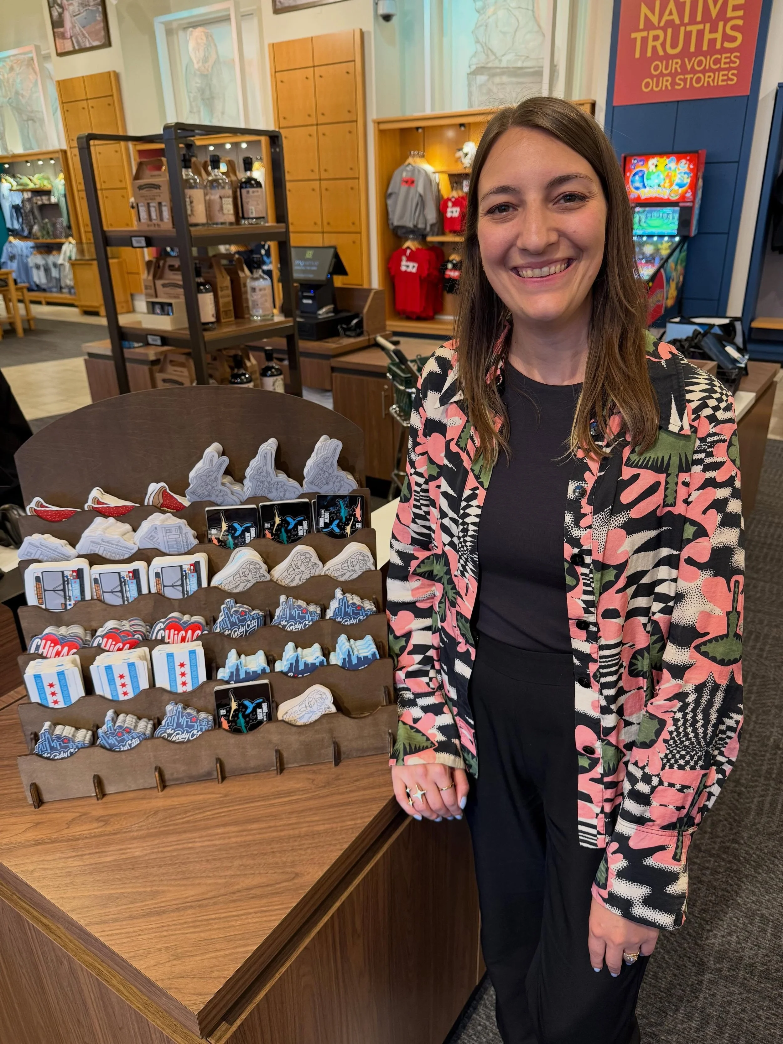 It was fun to see my new stickers at the Field Museum in all three of their gift shops during their 75th annual Members Night last night. ✨ 

The best-selling design is the full-body SUE and the newest design is the 146 bus! 

It&rsquo;s always so su