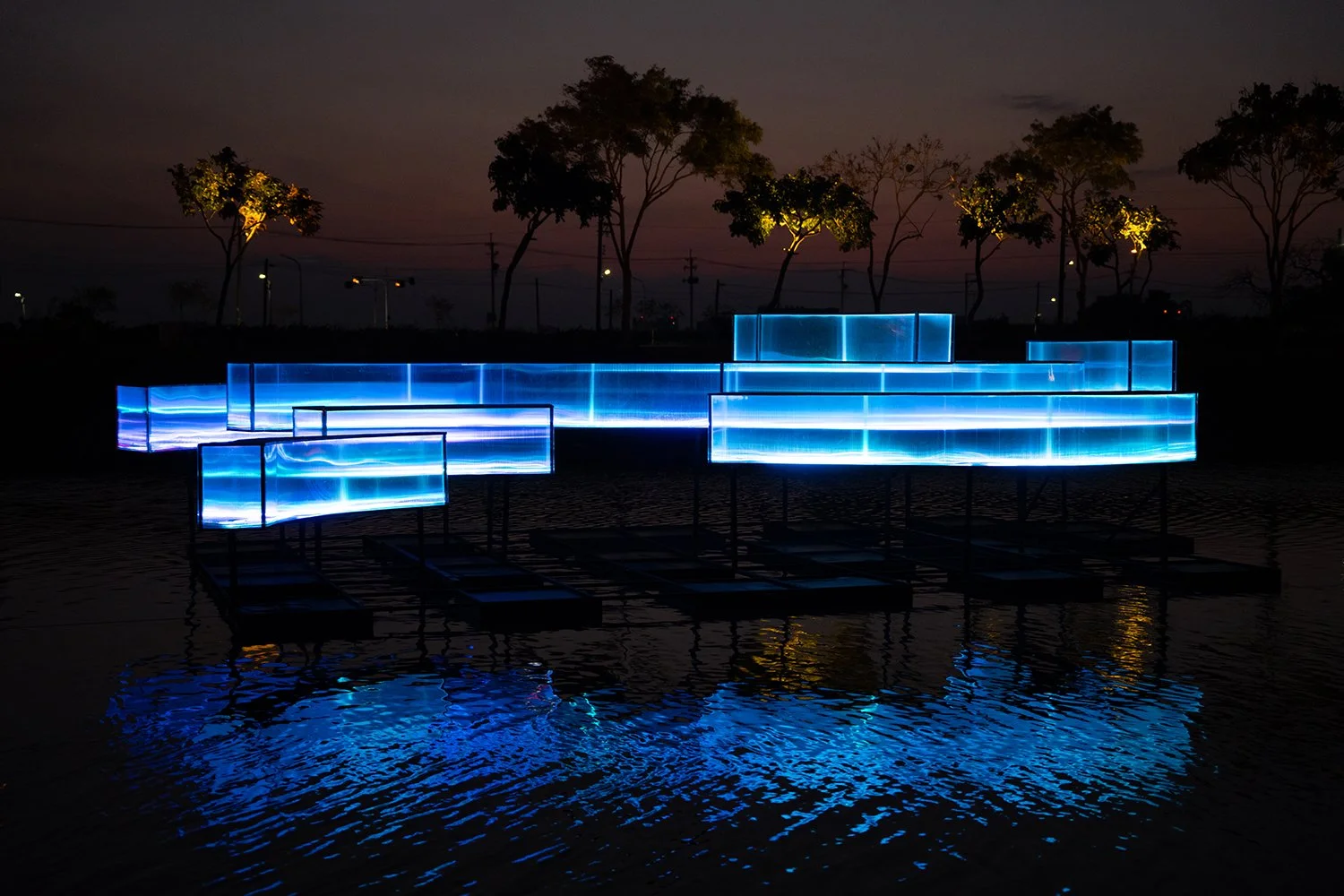 A16 光軌_凡京設計_.jpg