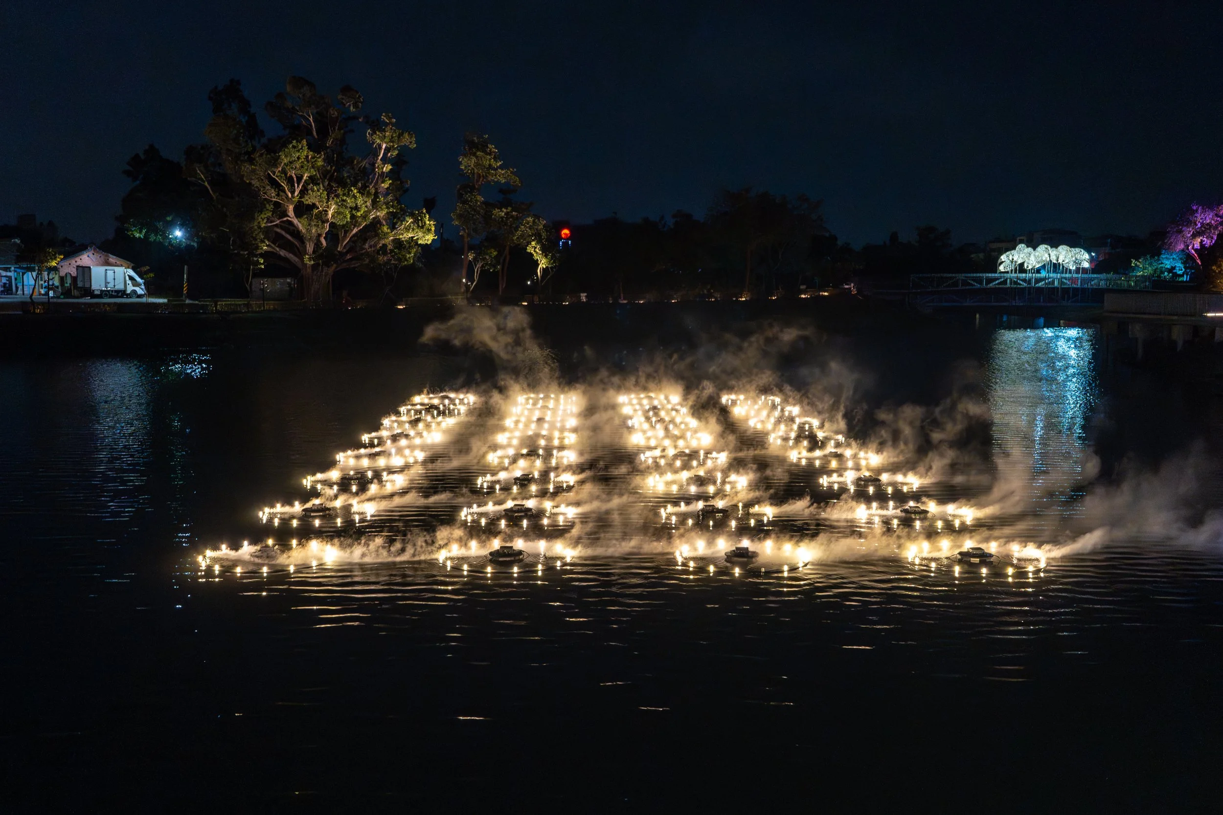 9.姚仲涵 + VISION BASE＿光電獸#46 - 霧幻光景4.jpeg