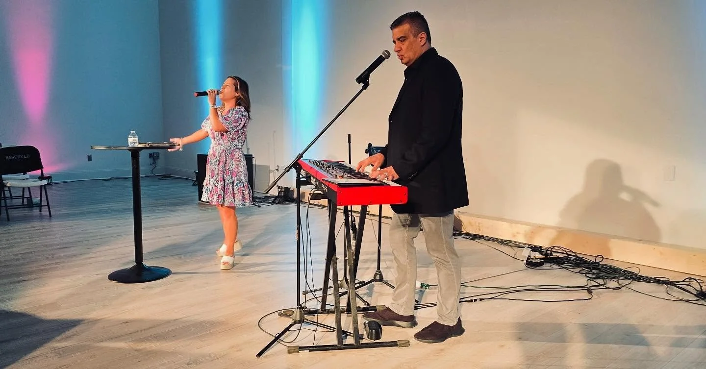 Great service this morning with Woodland Church in Griffin, GA!! Kellie and I did praise and worship and my message was on &ldquo;Great Grace!&rdquo;