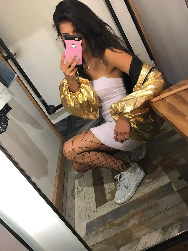 What time is it? It's shopping time