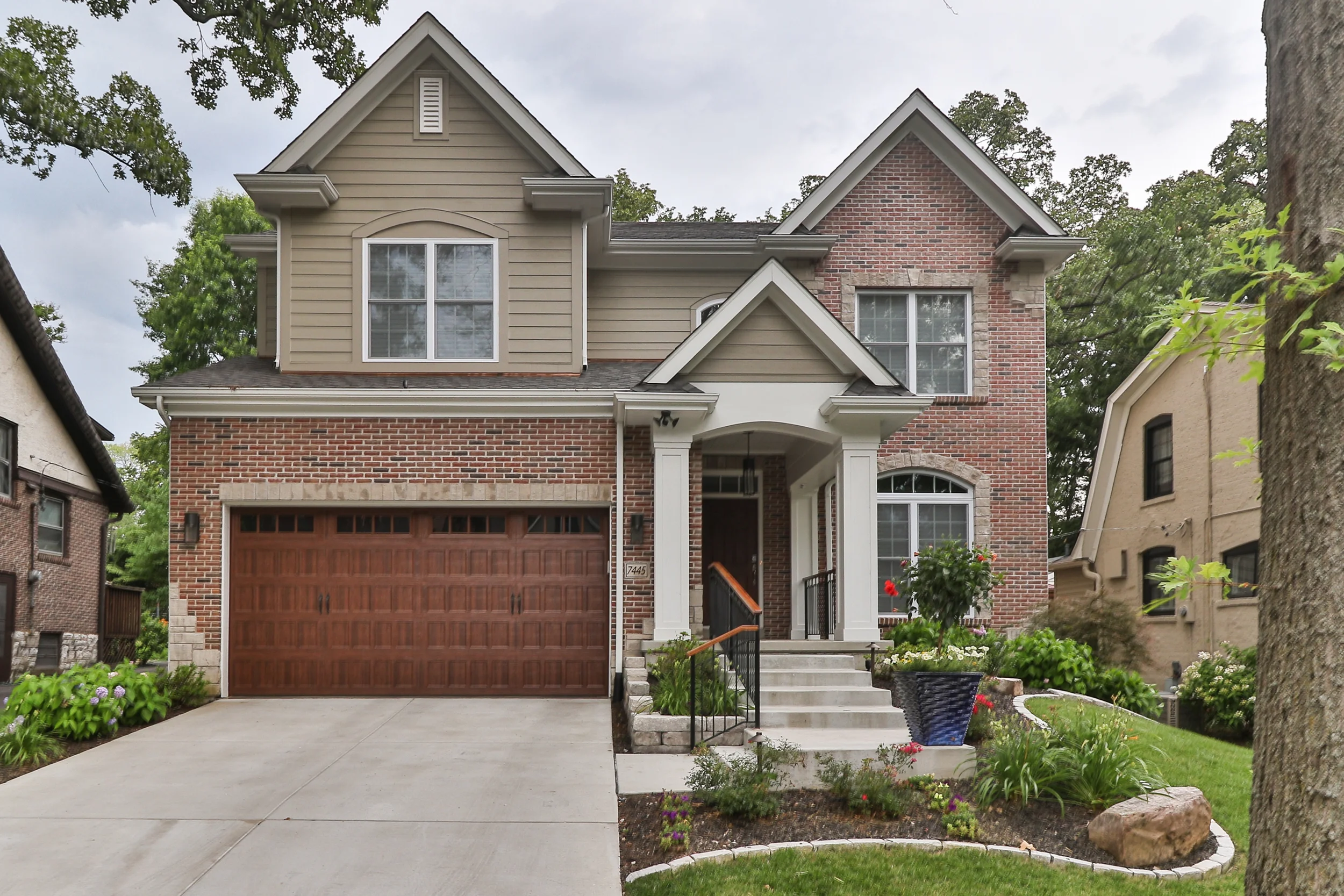 7445 Washington Avenue  |  University City