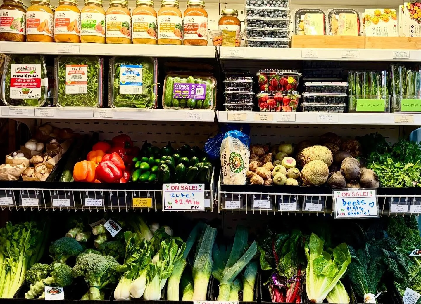 #raisetherootorganicmarket 
#shoplocal 
#leslievilletoronto