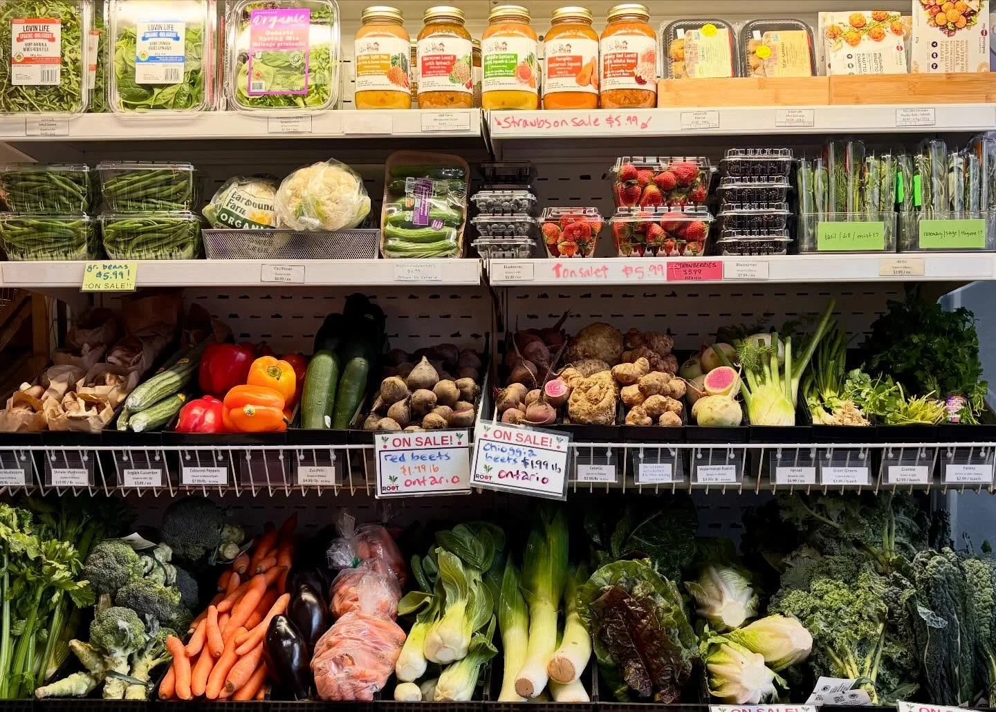 Thank you&hellip;
@greenbeltorganicgreens 
@pfenningsfarm 
@loco_fields 
@genv_cultures 
@lakesideorganicgardens 
@equifruit 
@wethmushrooms 
@calorganicfarms 
@terrafreskaproduce 
@tomates_savoura 
@sunkistcitrus 
@ricofarms 
@jayceeherbs 
@bridges_