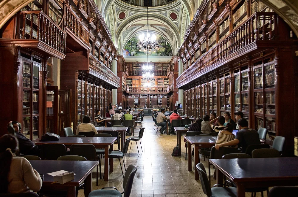 Learn the Book Trade at these 5 Rare Book Schools