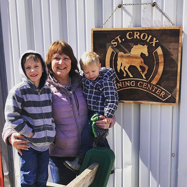A day with the grandkids always includes some barn time!
Look at our beautiful new sign! Thank you to the Timmons ❤️