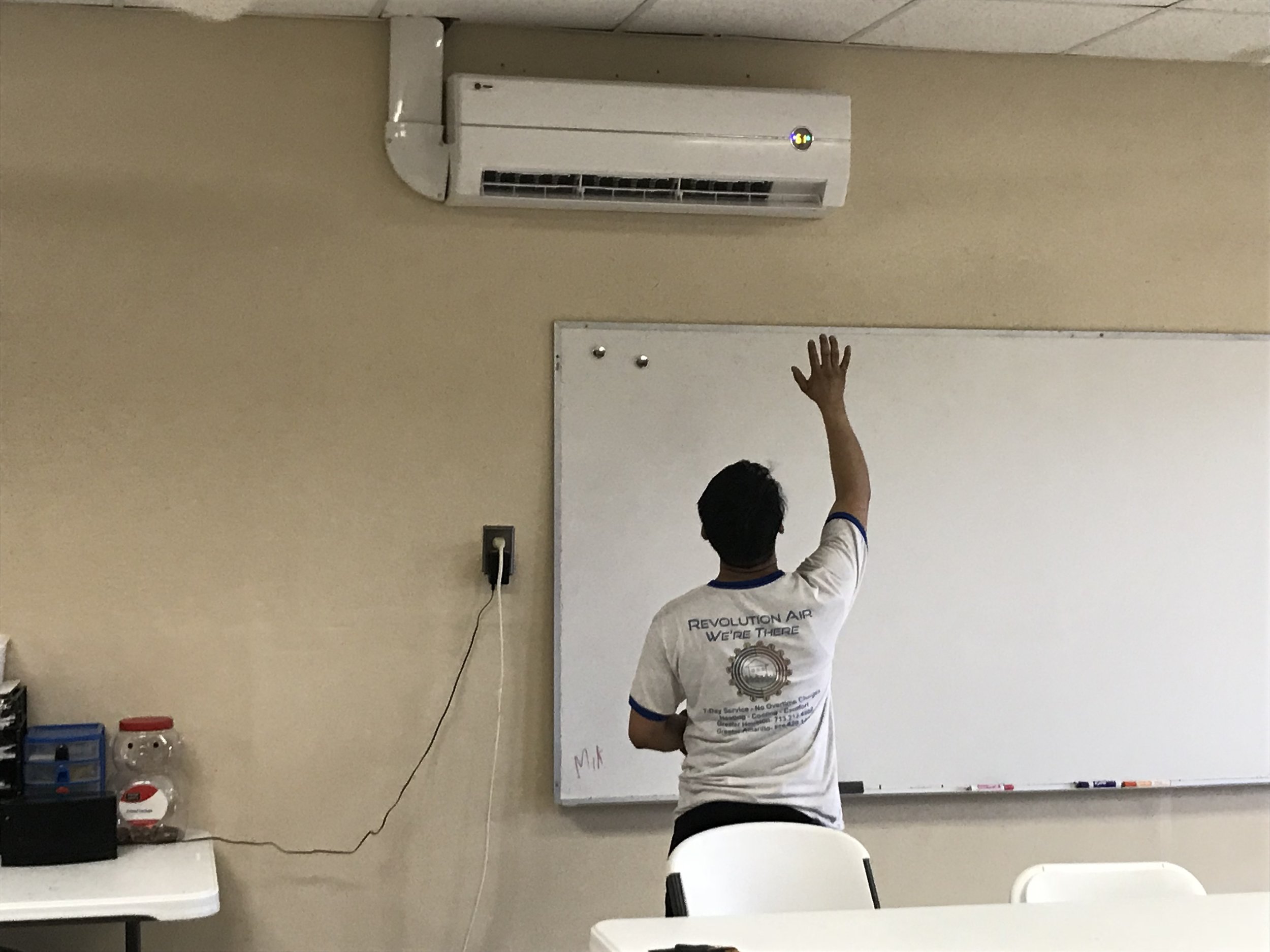 3 1/2 Ton Ductless Mini Split Unit with 3 Evaporators #before #after #beforeandafter #revairtx #ductless #revolutionair #minisplit #hvacinstallations