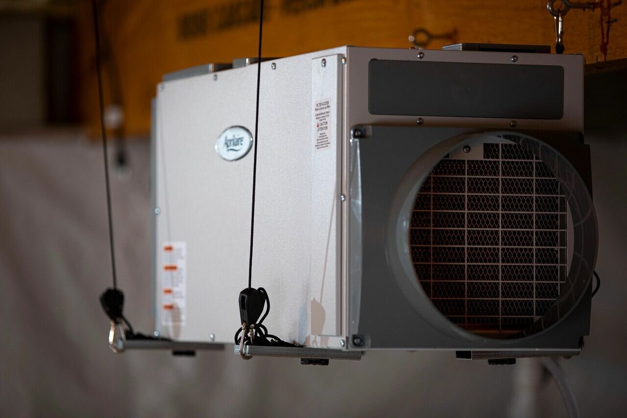 aprilaire-basement-crawlspace-dehumidifier-installation-photo-2__98618.1592333619.1280.1280.jpg