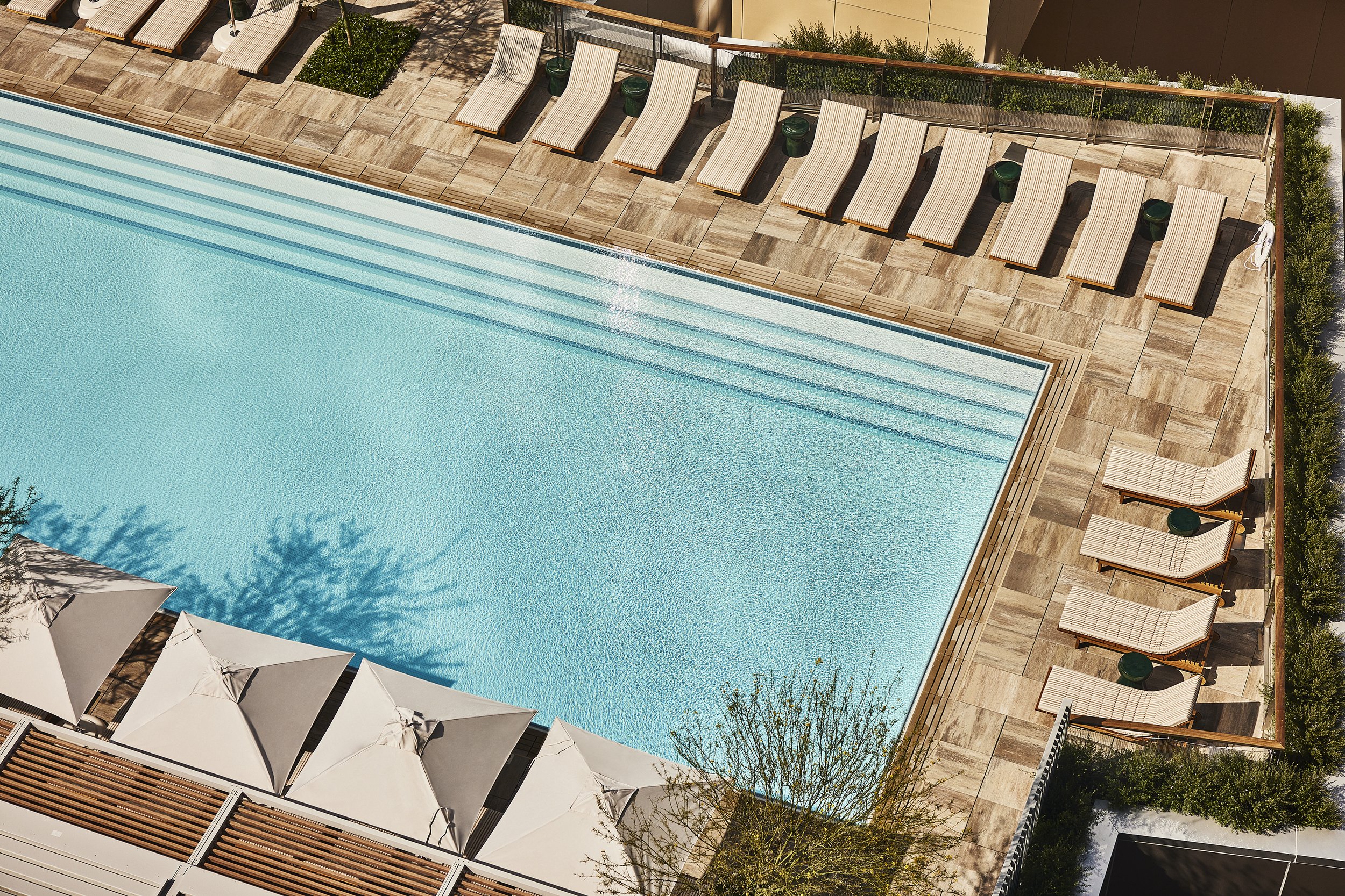 Rooftop Pool - Courtesy of Conrad Los Angeles.jpg