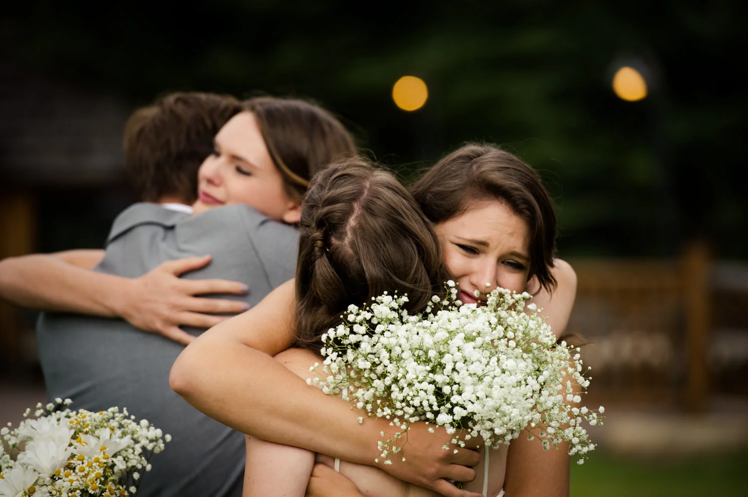 firstlook-portraits-gettingready-firstdance-016.jpg