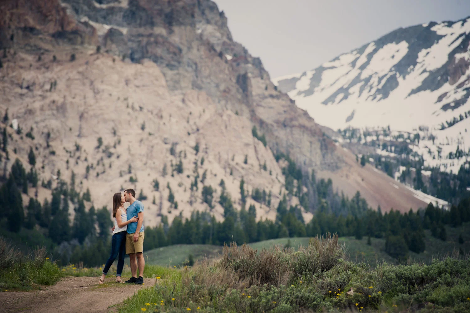 engagement-savethedate-sunvalley-015.jpg