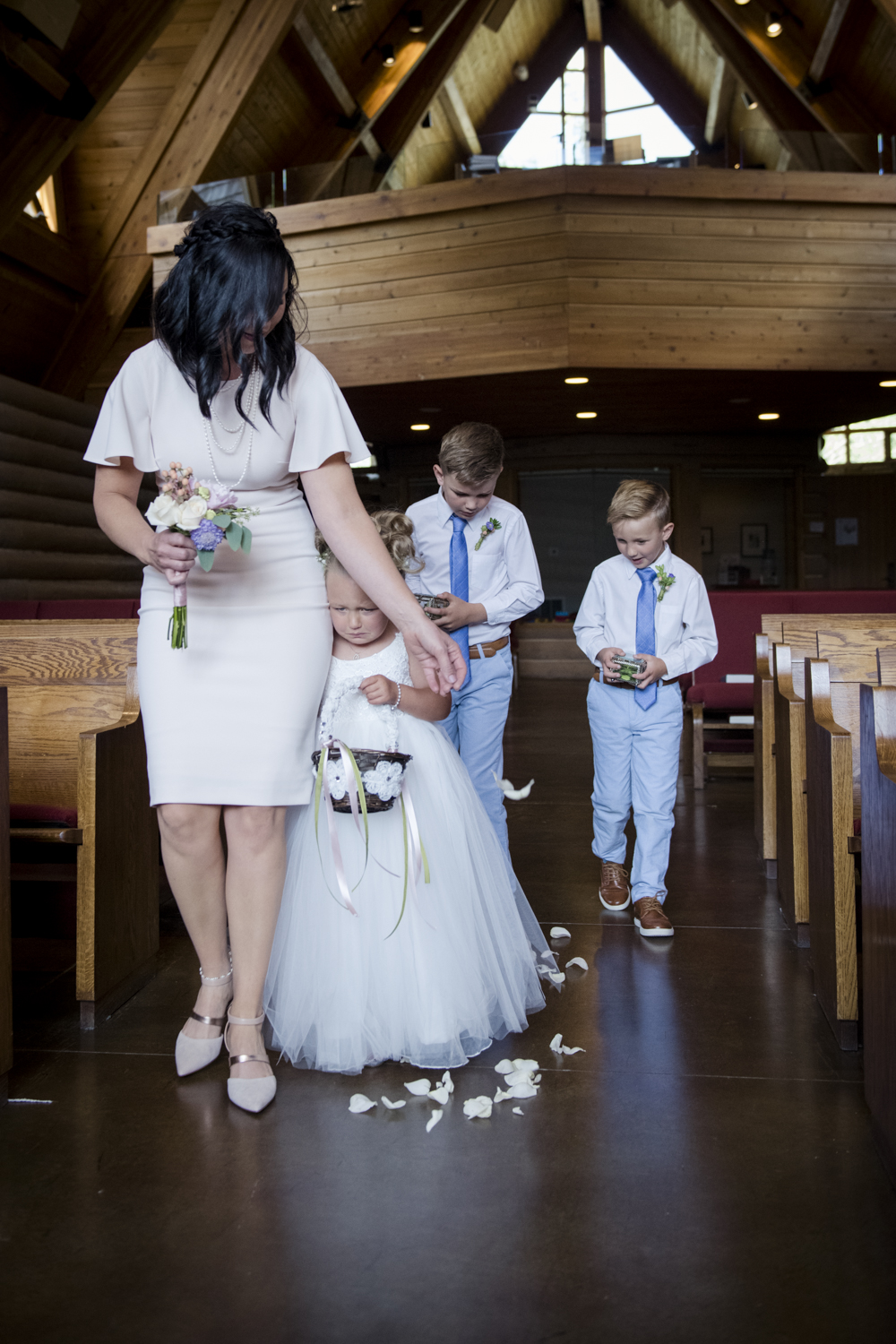 ceremony_Ketchum_church_wedding_whiteclouds-015.jpg