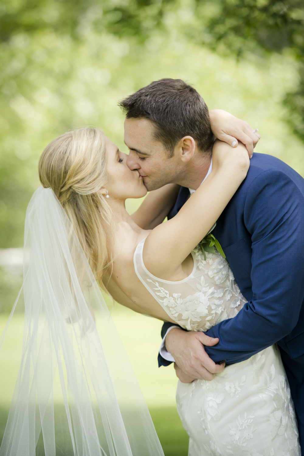 bridalparty_elegant_reception_dancing_trailcreek-048.jpg