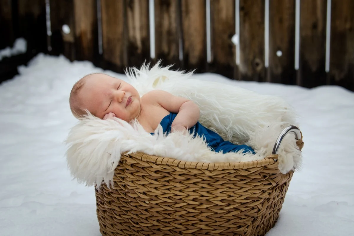 Fred, Hilary and Jake Newborn_112.jpg