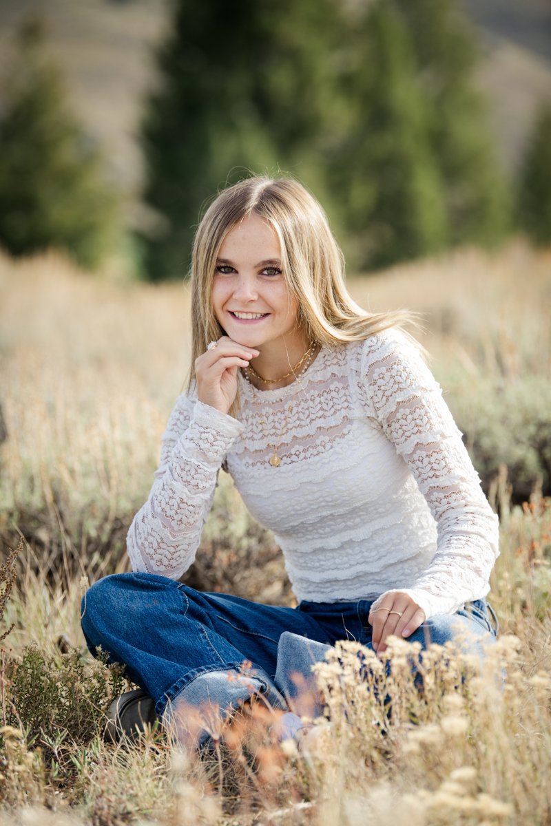 Claire & Lizzy Senior Portraits_031.jpg