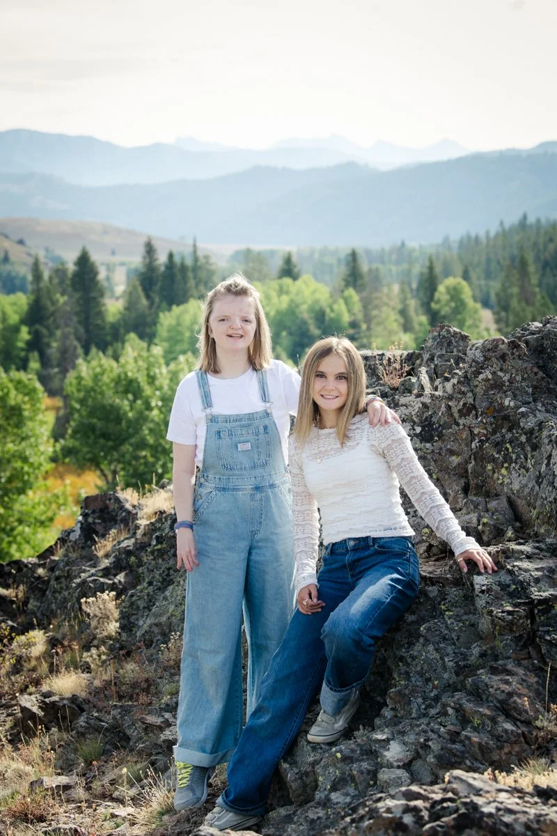 Claire & Lizzy Senior Portraits_051.jpg