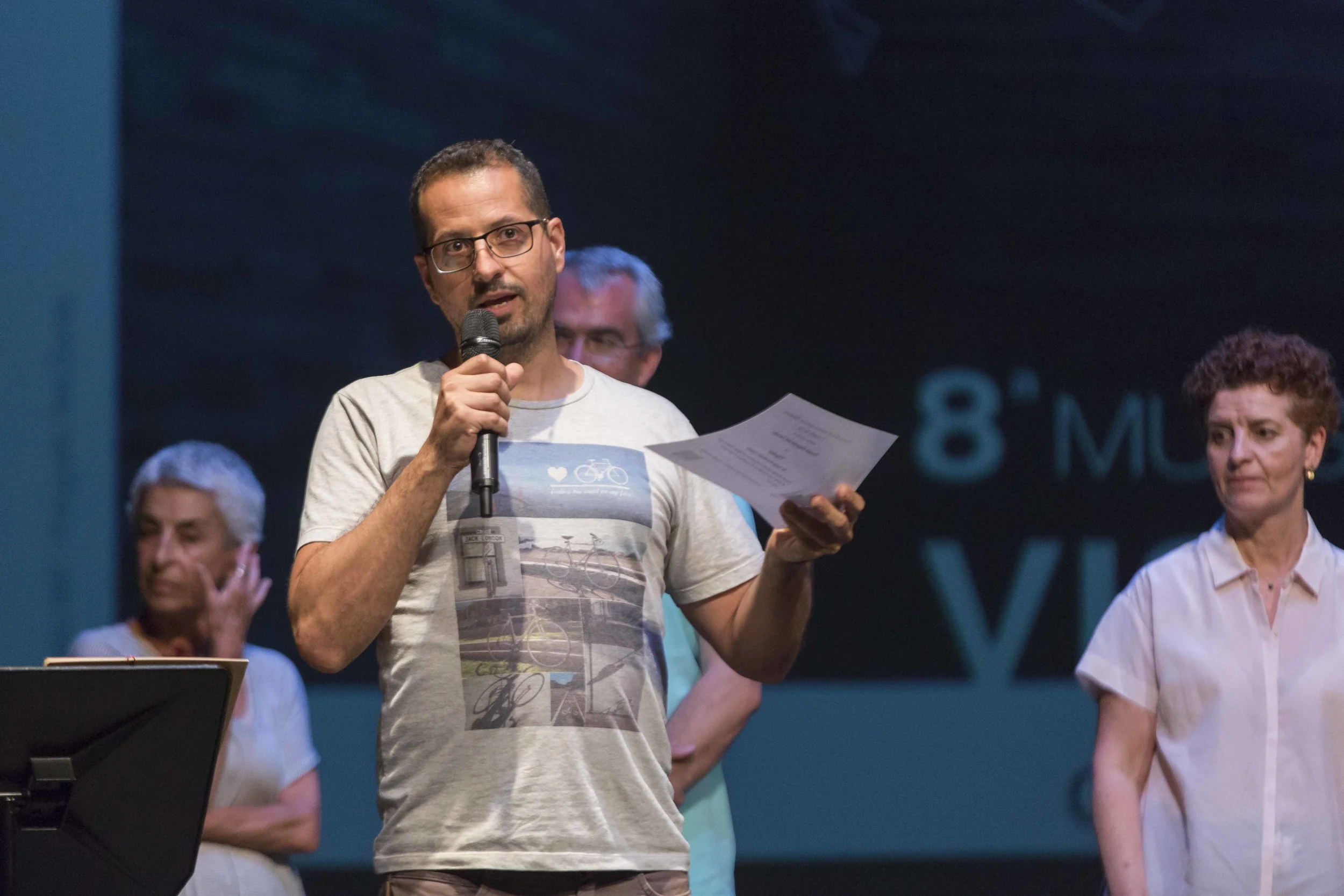 Ángel Hernández en el discurso de agradecimiento de la Mención Especial del Jurado de Visionaria 2018.