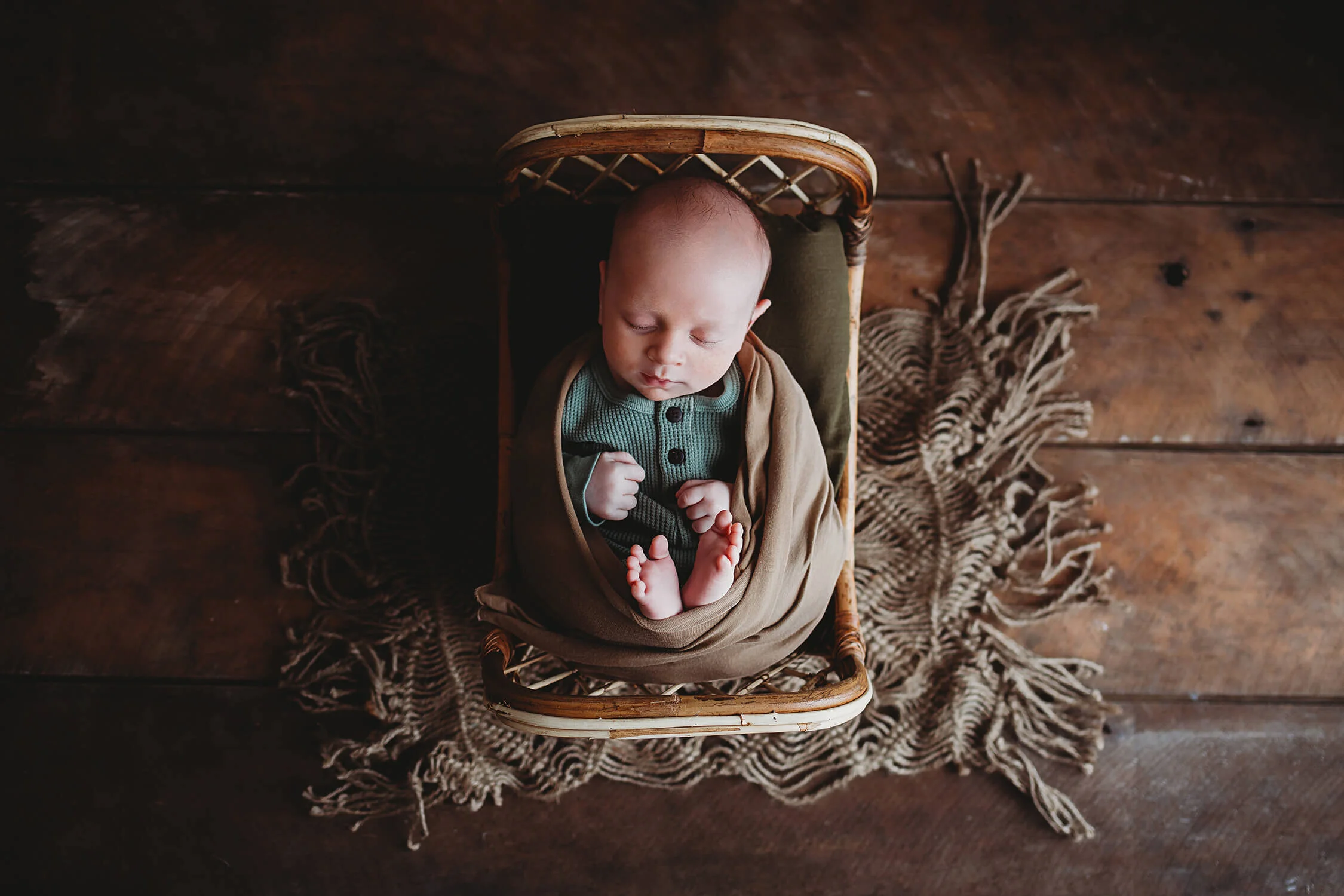 Auckland newborn photographer -2.jpg