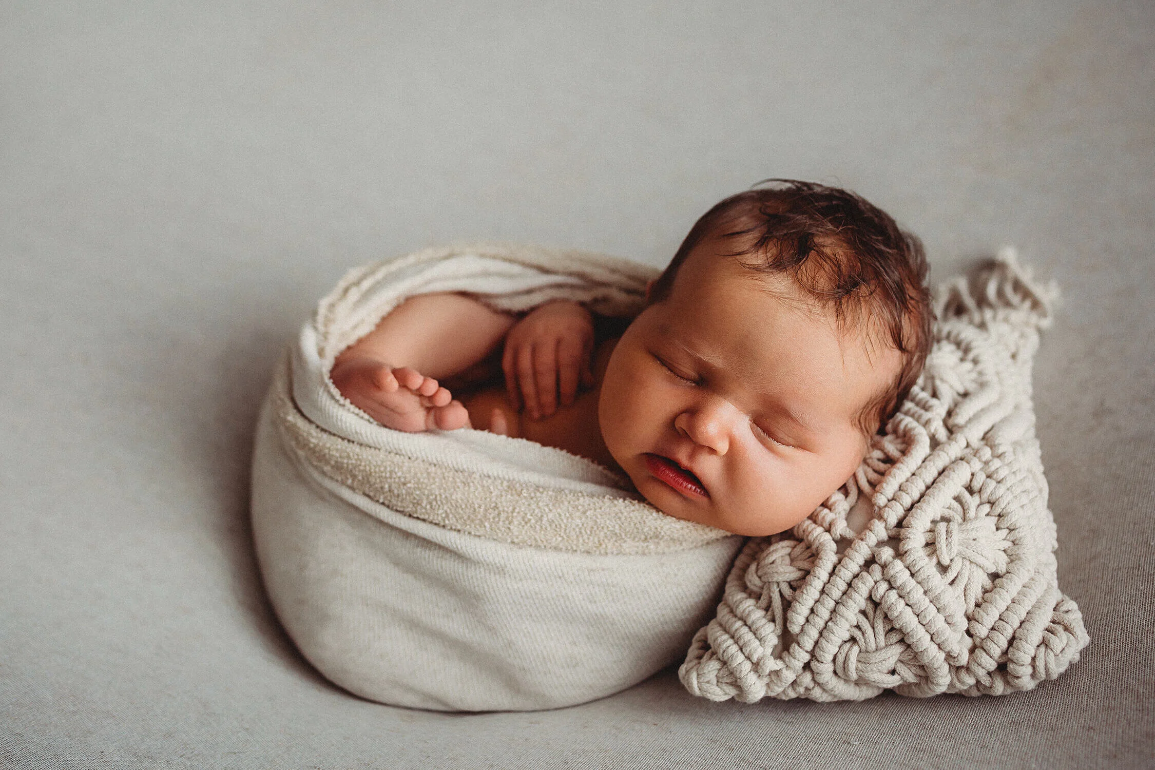 Auckland newborn photographer -3.jpg