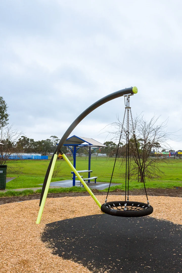 Omnitech Cantilever Swing-1.jpg