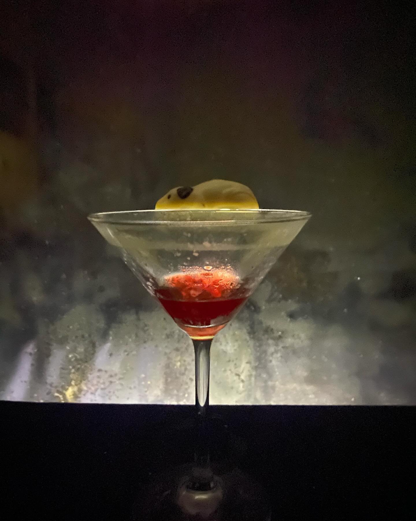 Near the night of All Hallows, and all through the house, not a creature was stirring (except this small mouse) 

#halloweencocktail #halloweenmartini #martini #gin #vermouth #vodka #scottishhalloween #allhallowseve #witchycocktails #witchcottagecore