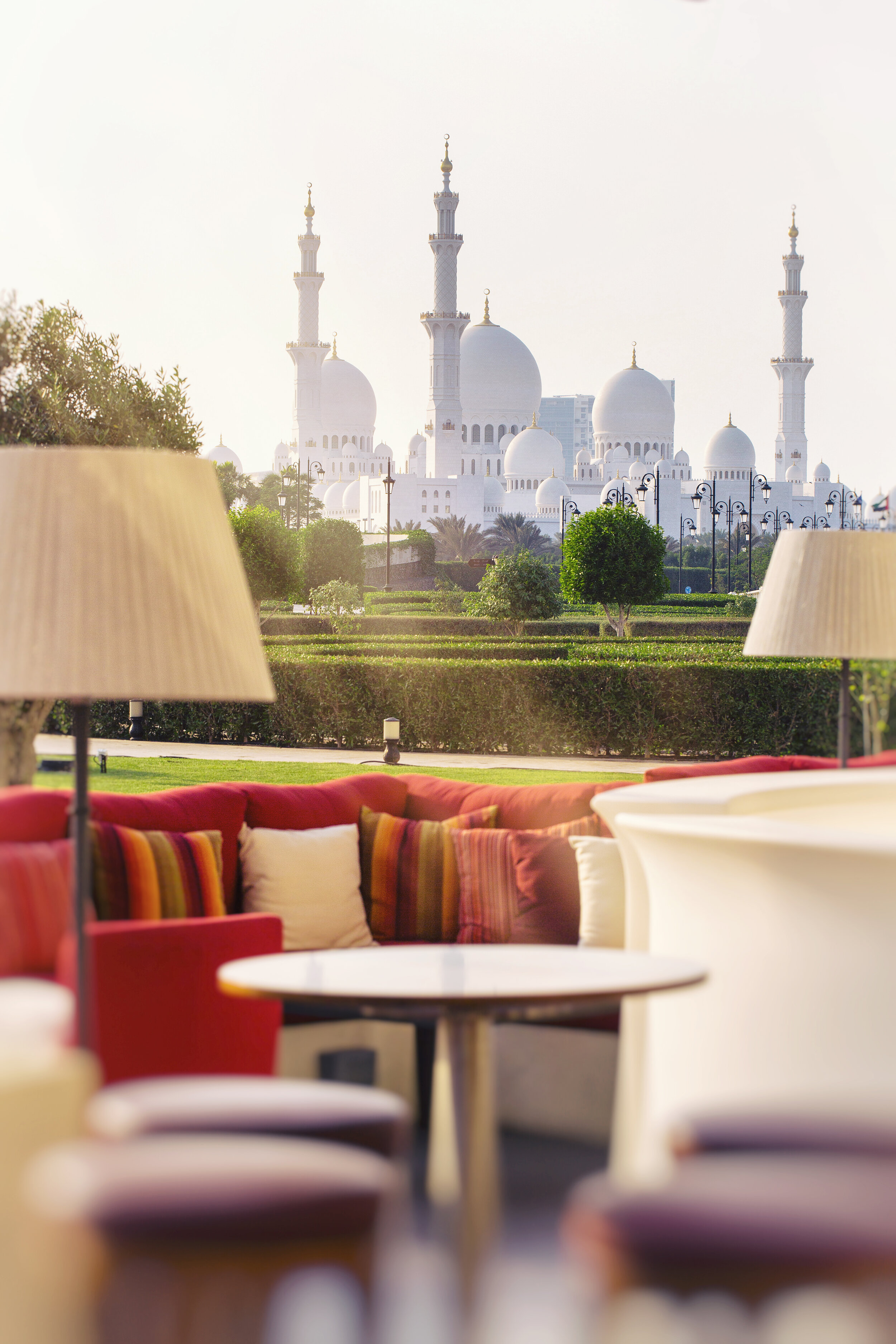 ritzcarlton-sheikhzayedmosque.jpg