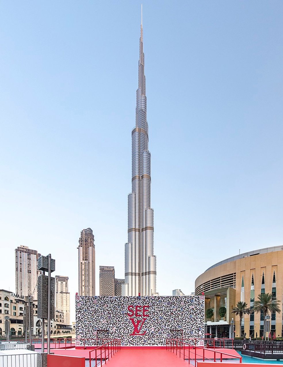 The opening of Louis Vuitton's floating boutique