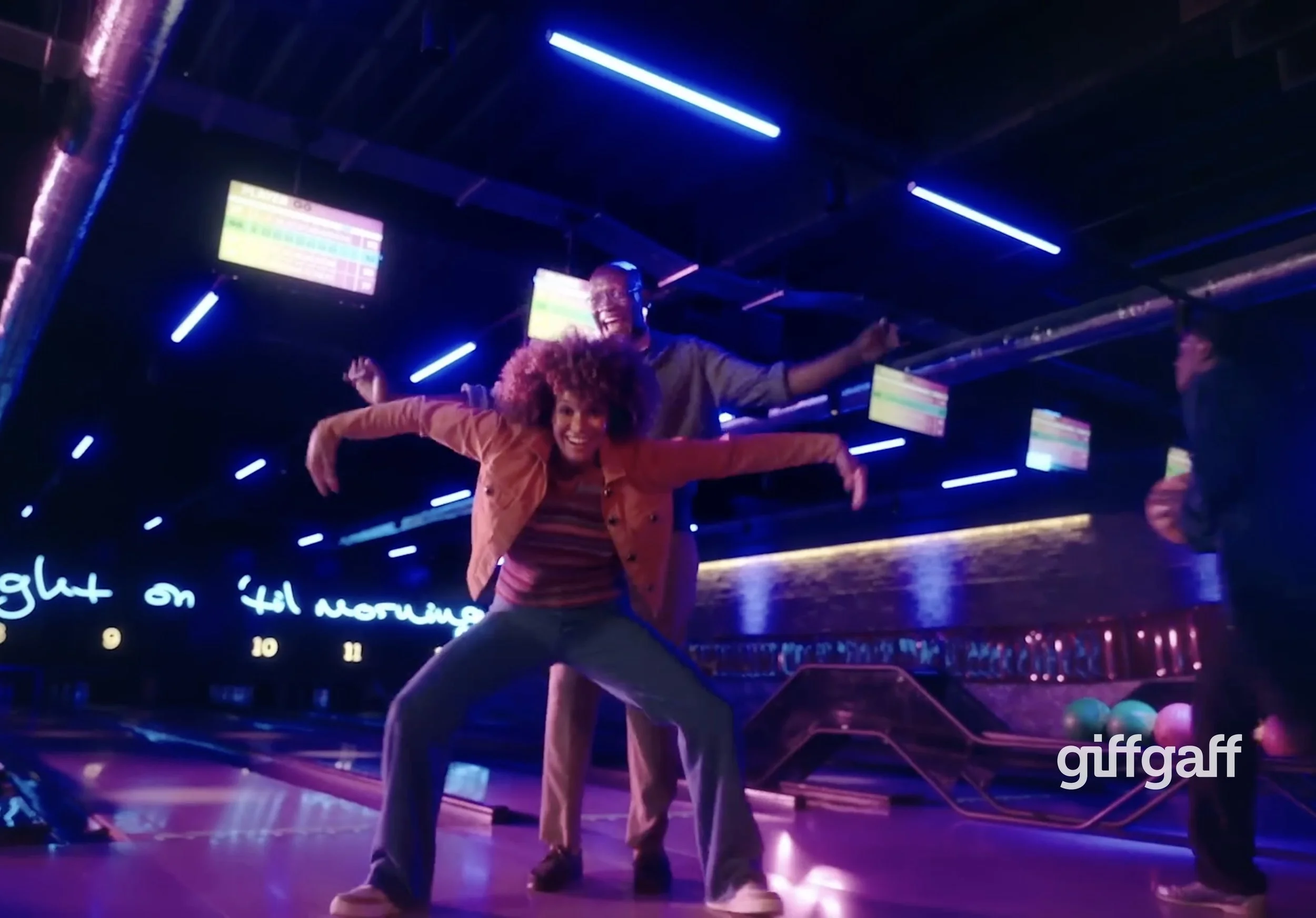 TITLE CARD- GIFFGAFF.jpg