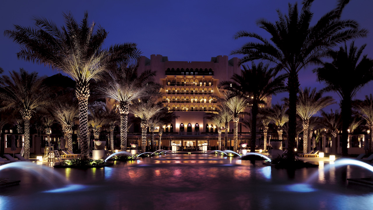  Al Bustan Palace 