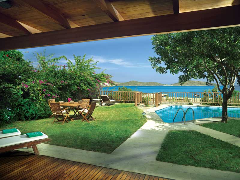 peninsula-grand-villas-private-pool-sized-for-blog.jpg