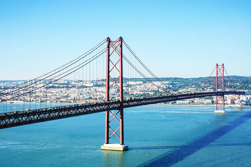 ponte-25-de-abril-898789_1920.jpg