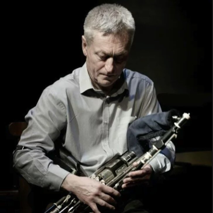 🚨JUST CONFIRMED🚨

We&rsquo;re delighted to have Mick O&rsquo;Brien and P&aacute;draic Keane join Tara Howley to teach Uilleann Pipes at this year&rsquo;s Summer School masterclasses 🤩🎶 

Mick O&rsquo;Brien, highly sought after as a tutor and musi