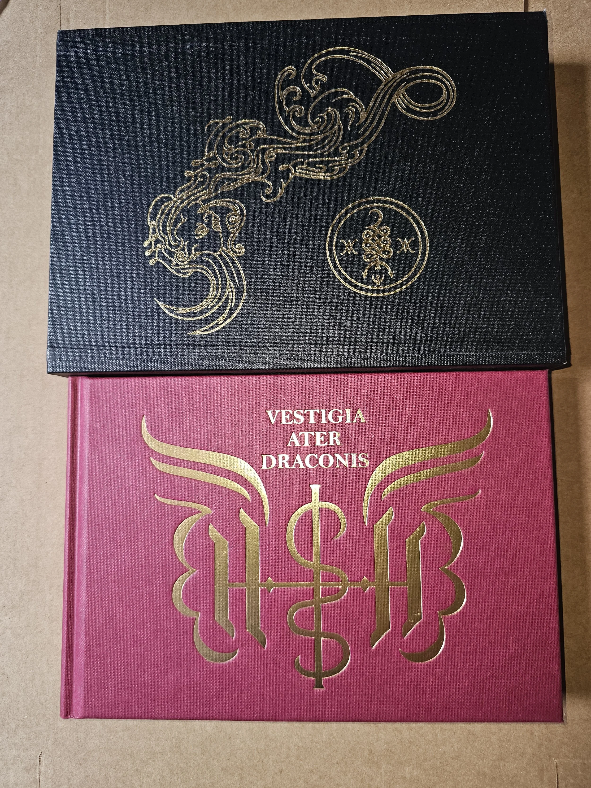 Vestigia Atyer Draconis Deluxe Edition X-Series