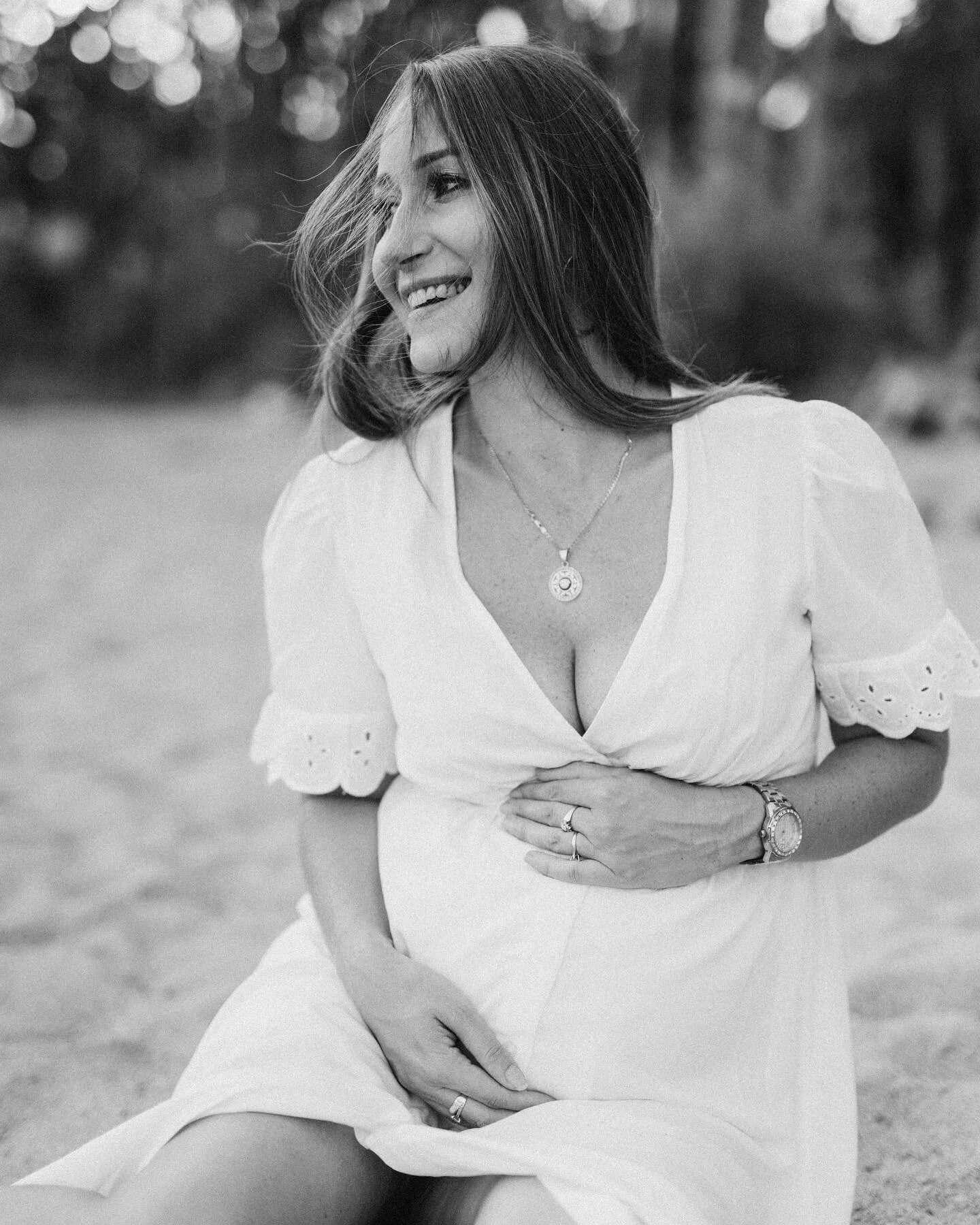 #mummytobe❤️
.
.
#beautymommy #portretkobiety #jestemwciazy #mama #sesjaciazowa #naturalnasesjaciazowa #fotografiaciazowa #fotografswidnica #fotografwroclaw