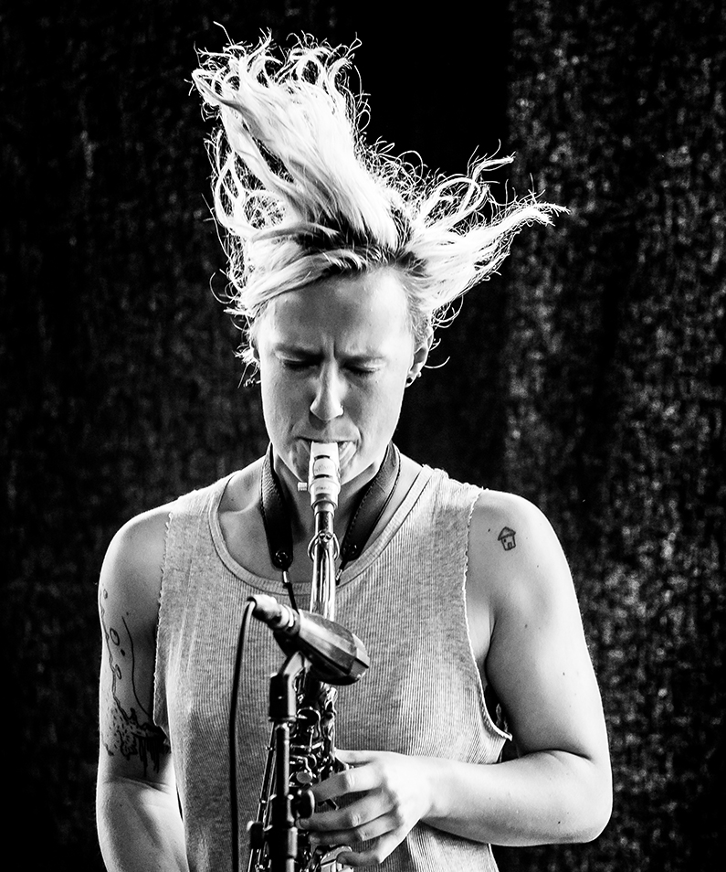 Signe_Emmeluth_by_Peter_Gannushkin-01.jpg