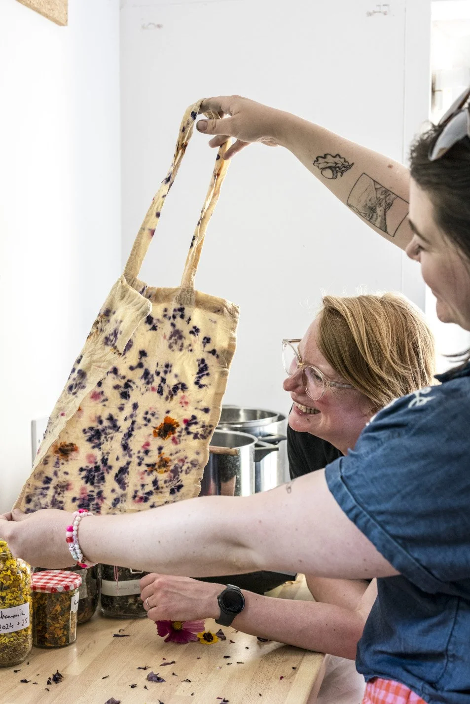 Ria Burns Knitwear Natural Dyeing Workshop 2.jpg