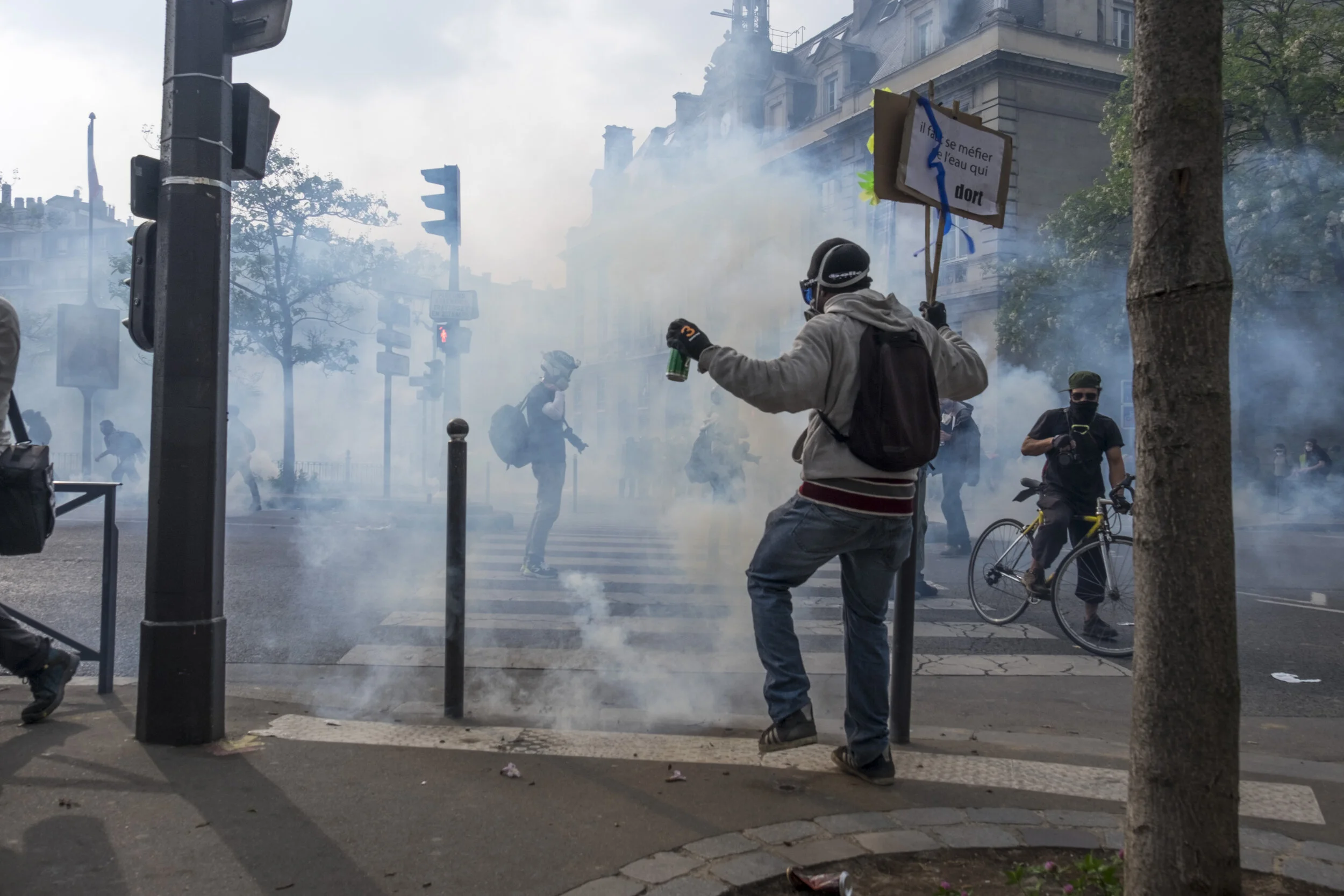 E_Crawford_MayDay_Paris_May_201907.JPG