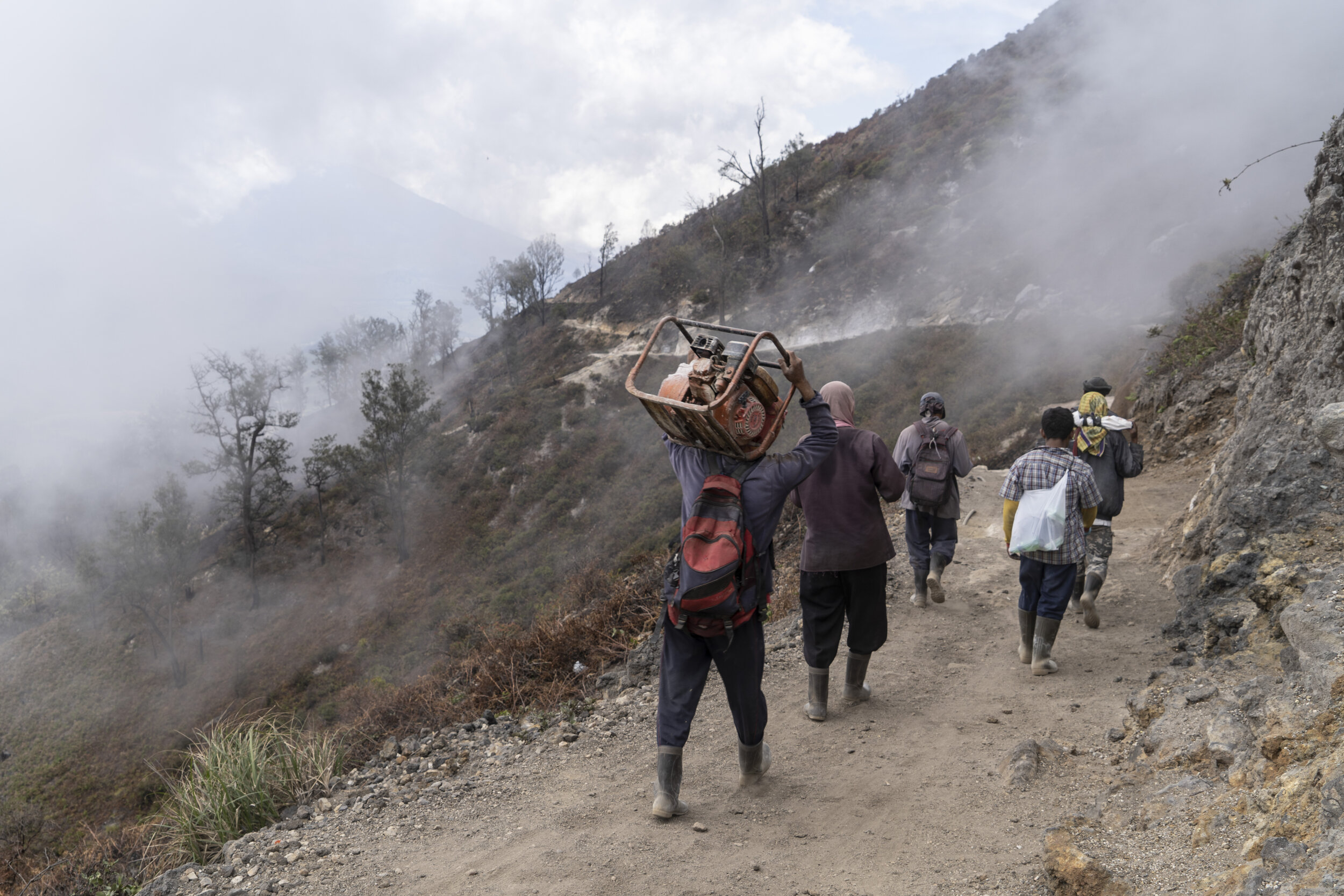 E_Crawford_Indonesia_IjenVolcano_sulphur_11-12-19_27.JPG