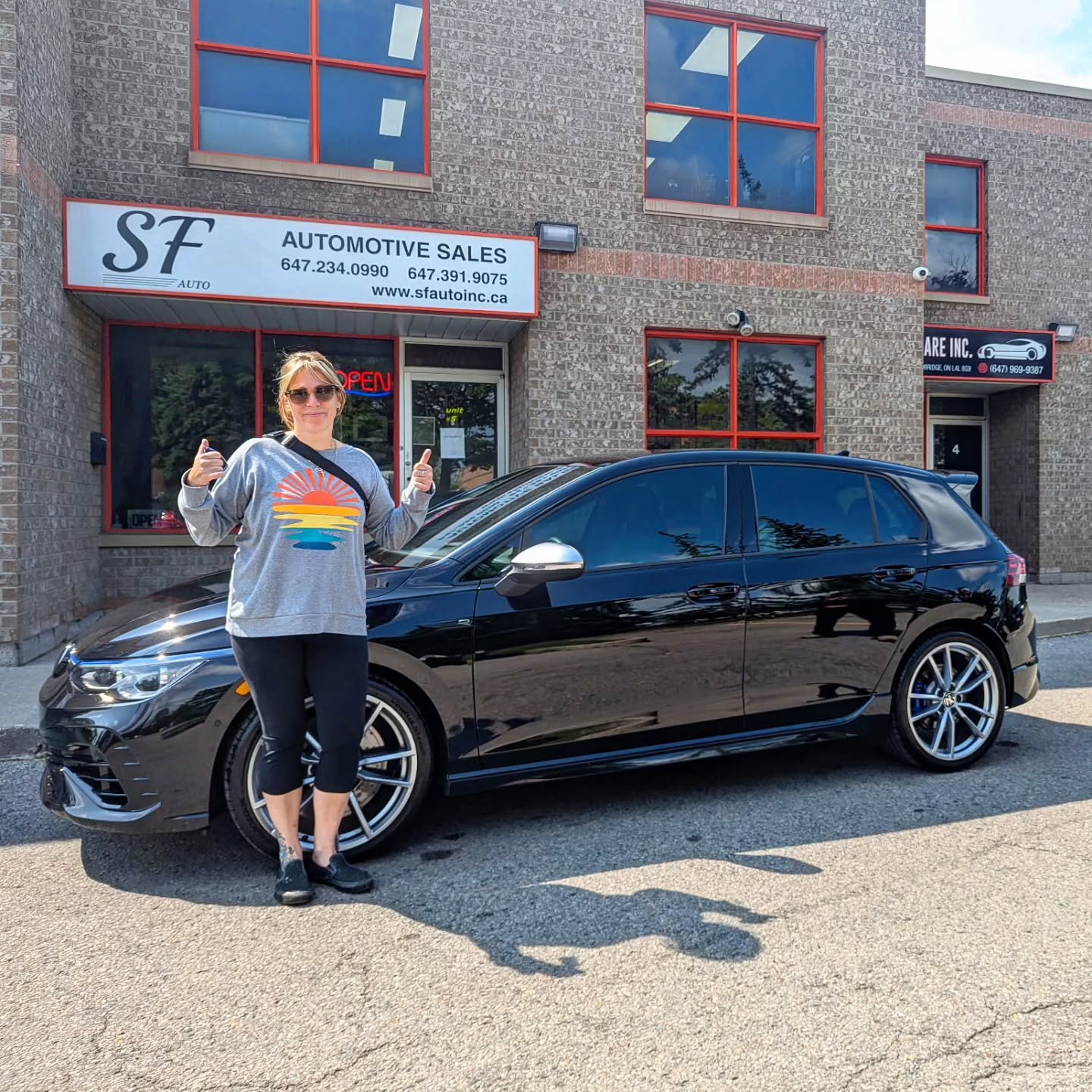 Congratulations to Lisa, who picked up her wicked new 2024 Golf R Manual transmission 🏁🏁 Thank you for trusting in SF Auto and welcome to our Family 💪🏁
.
.
.
.
.
.
.
.
.
.
.
.

.
.

#sfauto #golf #golfr  #R #vw #dasauto #volkswagengolfr #volkswag