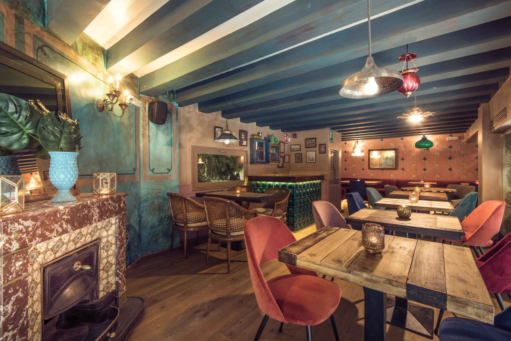 SURYA RESTAURANTS Ongoing Project: Egami Produces all oficial images for Surya Idian Restaurants in Barcelona and Madrid. More Videos & Photography of interiors, lifestyle and events for Surya coming soon.