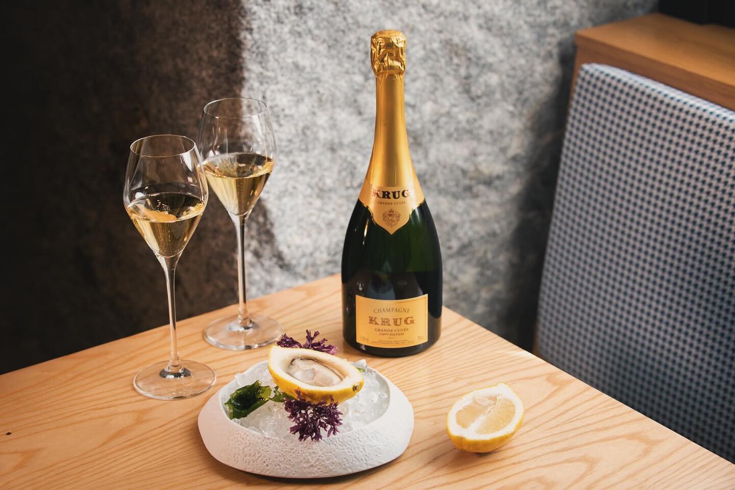 KRUG X LIMON single ingredi&euml;nt. #krug #lvmh #champagne #egamiproductions #eventphotography #lifestylephotography #lifestyle #luxury #spain #limon #lifestyle #foodphotography