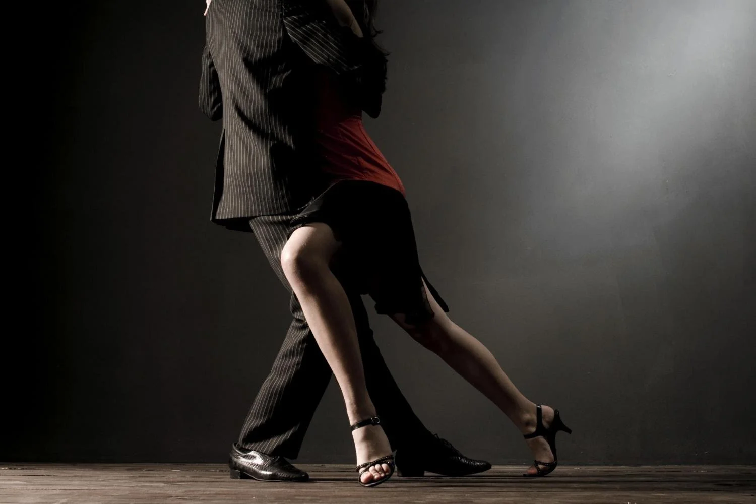 Dance with me: Couples Dance Class (21+)
