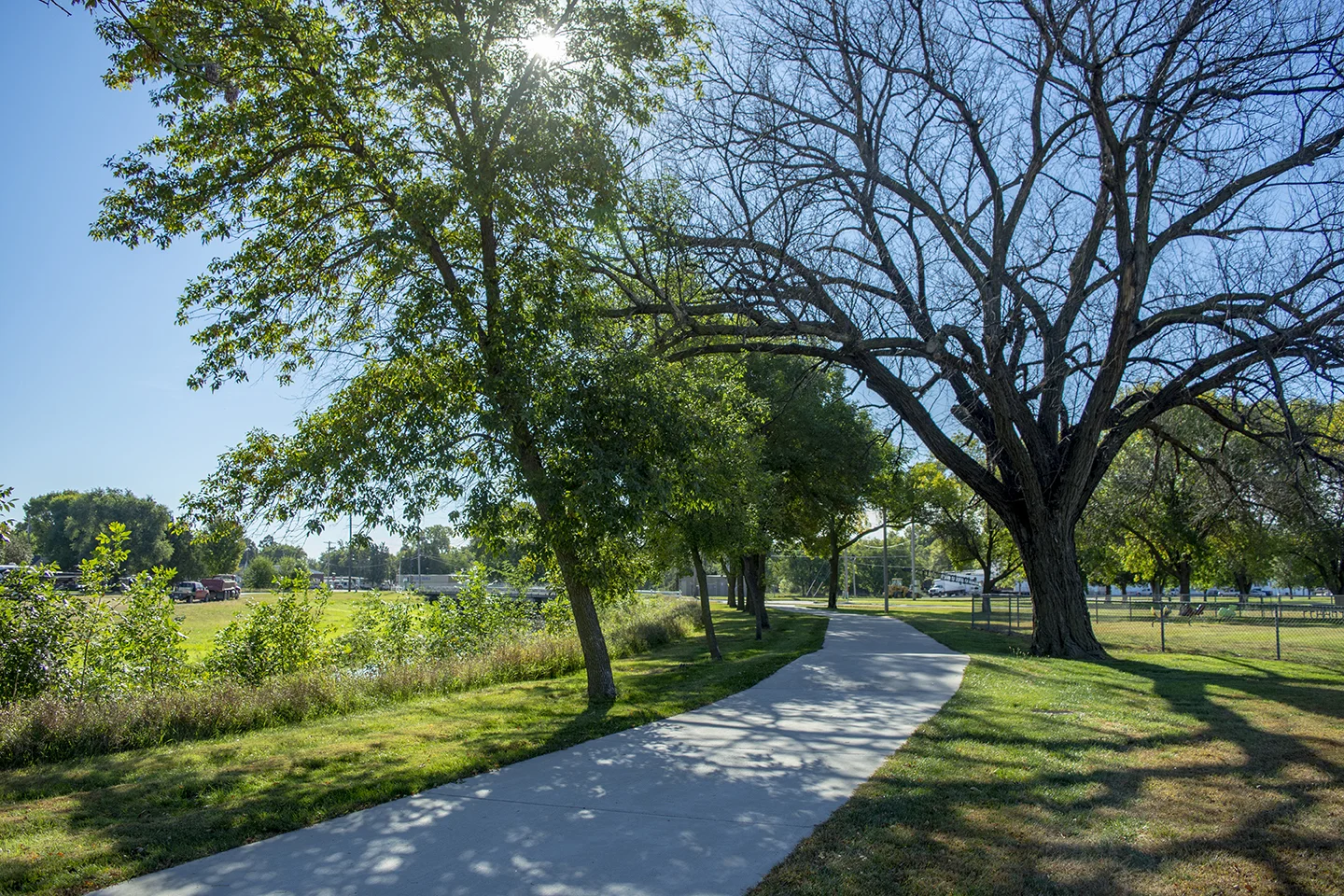 Photos by BRADY JONES/Lyman-Richey Corporation Norfolk, Neb.’s recently completed River Front Trail follows the North Fork of the Elkhorn River and connects Johnson Park with other trails around downtown.