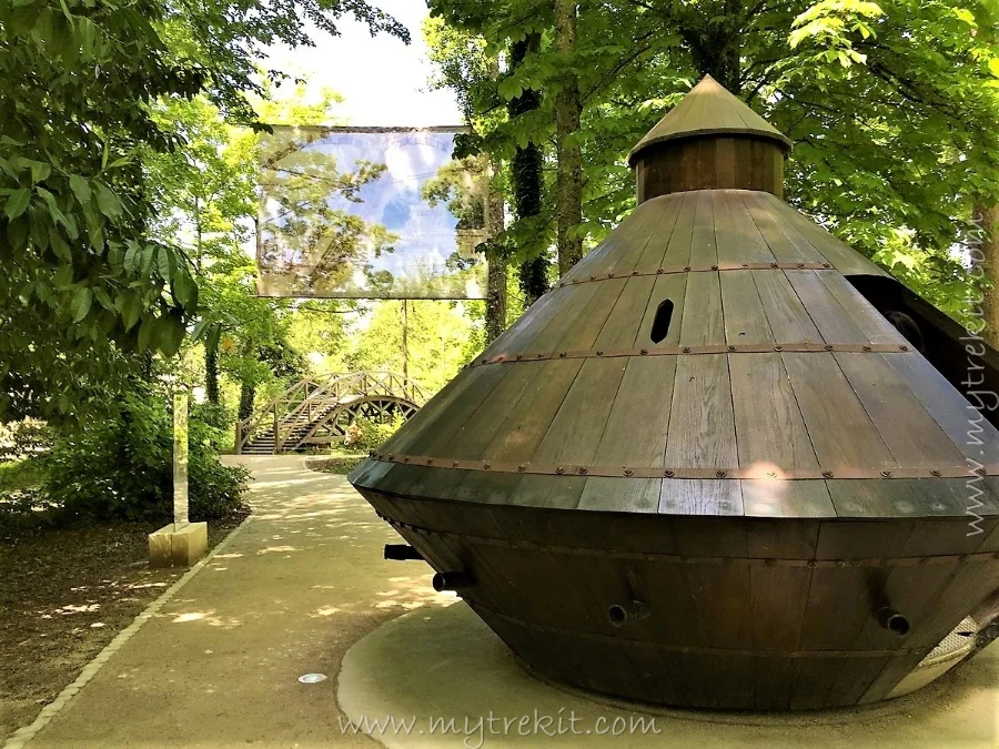 Hop into one of Da Vinci's tank inventions and revolve it 360 degrees.