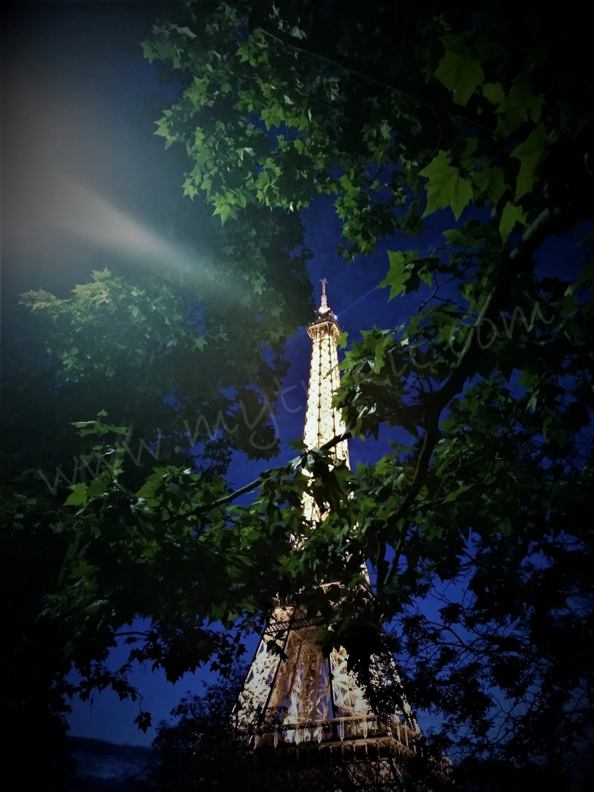 Paris in 24 Hours or Less (for the First-Timer!)